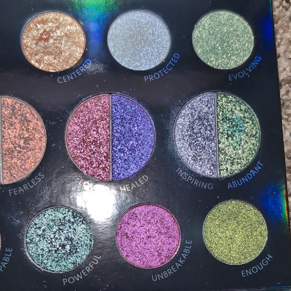 Danessa Myricks Beauty Lightwork Volume VI Am Palette - Picture 5 of 10